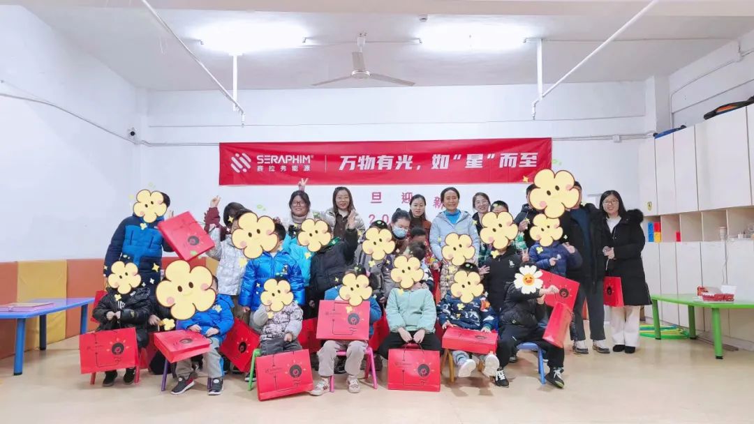 Enviando os Mais Avançados e Calorosos Votos de Ano Novo às Crianças com Autismo