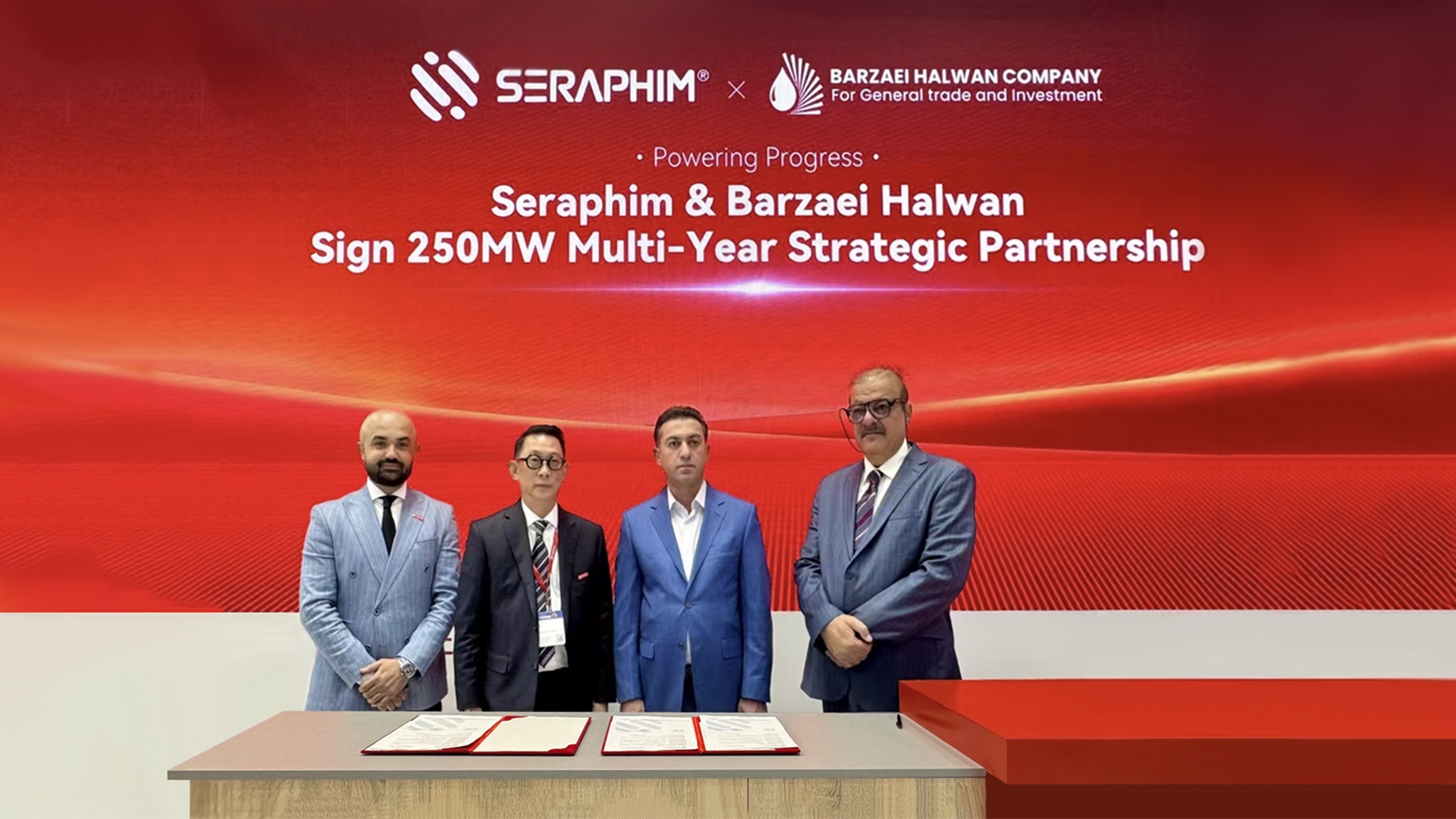 Seraphim e Barzaei Halwan assinam acordo-quadro de 250MW na Intersolar Europe 2025